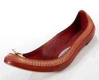 Schuhe gestern und heute. Inspirationen aus der Vergangenheit für neue Schuhtrends